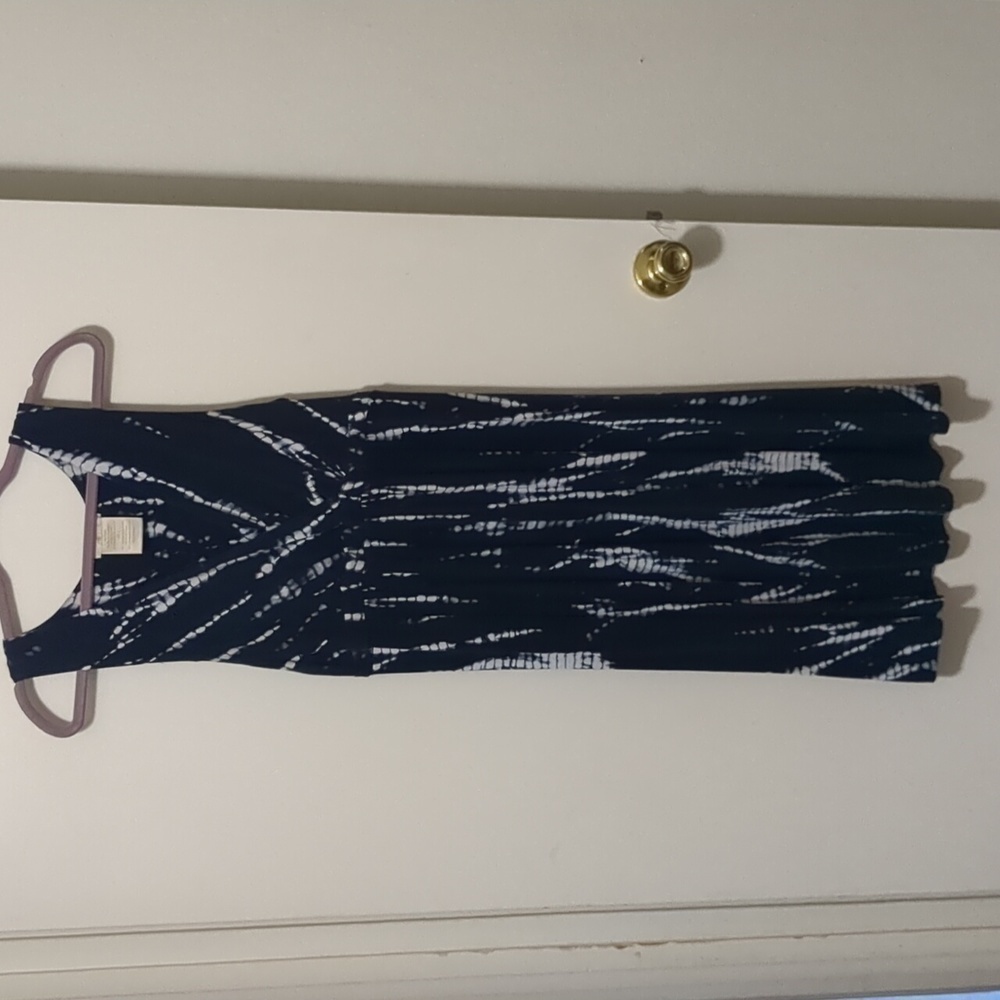 Matty M Midi Dress
